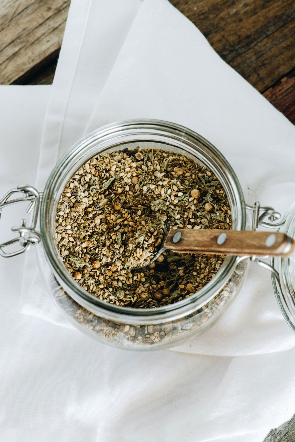 Gut-friendly grocery and meal planning visual
